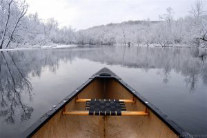 canoe-mammoser-great-swamp-winter